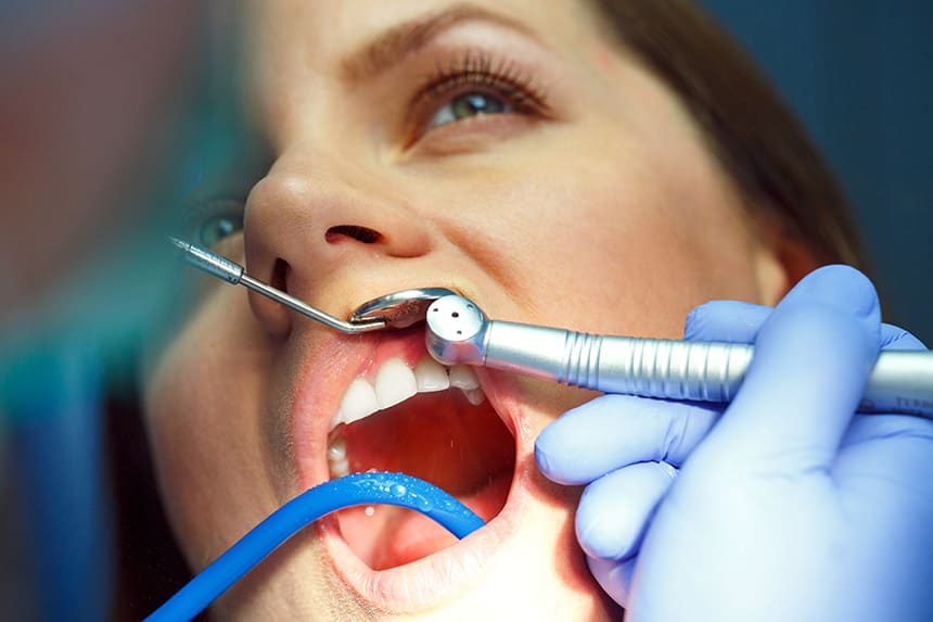 enfermedad-periodontal-sintomas-tratamientos-y-como-prevenirla